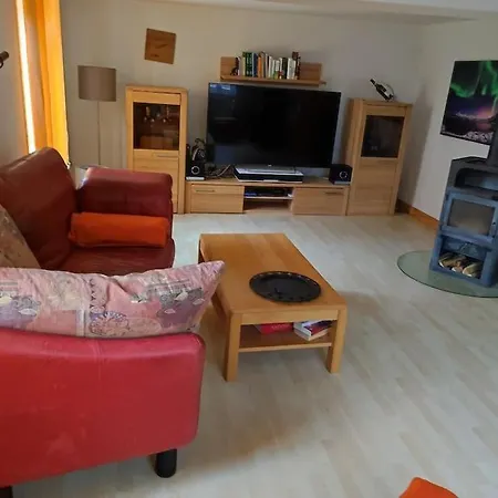 Historischer Hof, Einladend Fuer Mensch Und Tier. Feriehus Schenklengsfeld