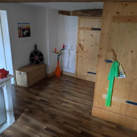 Historischer Hof, Einladend Fuer Mensch Und Tier. Dom wakacyjny *